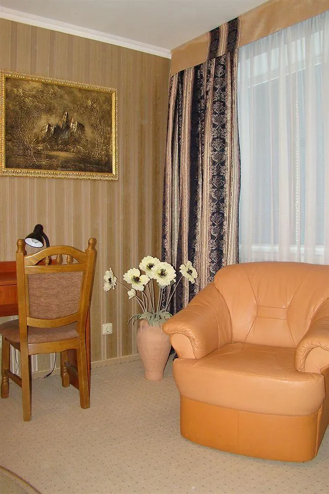 Conference Hotel Suputnyk Lviv 4*,