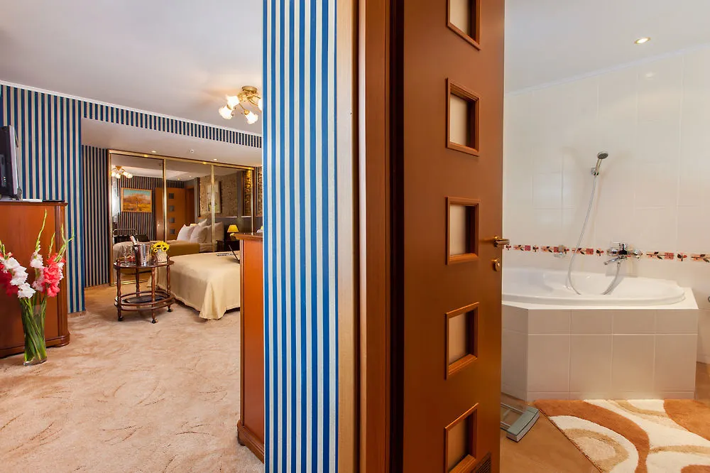 Conference Hotel Suputnyk Lviv